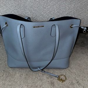 Michael Kors tote